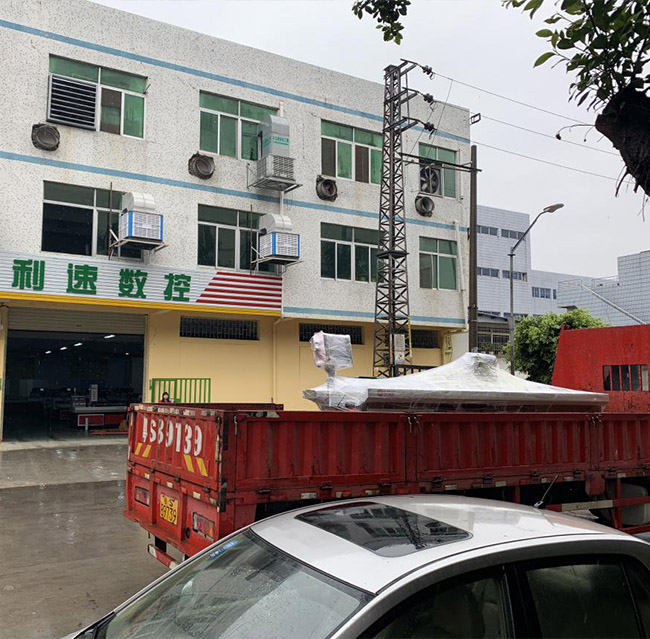 浙江林總訂購三米數(shù)控鉆孔機(jī)一臺!