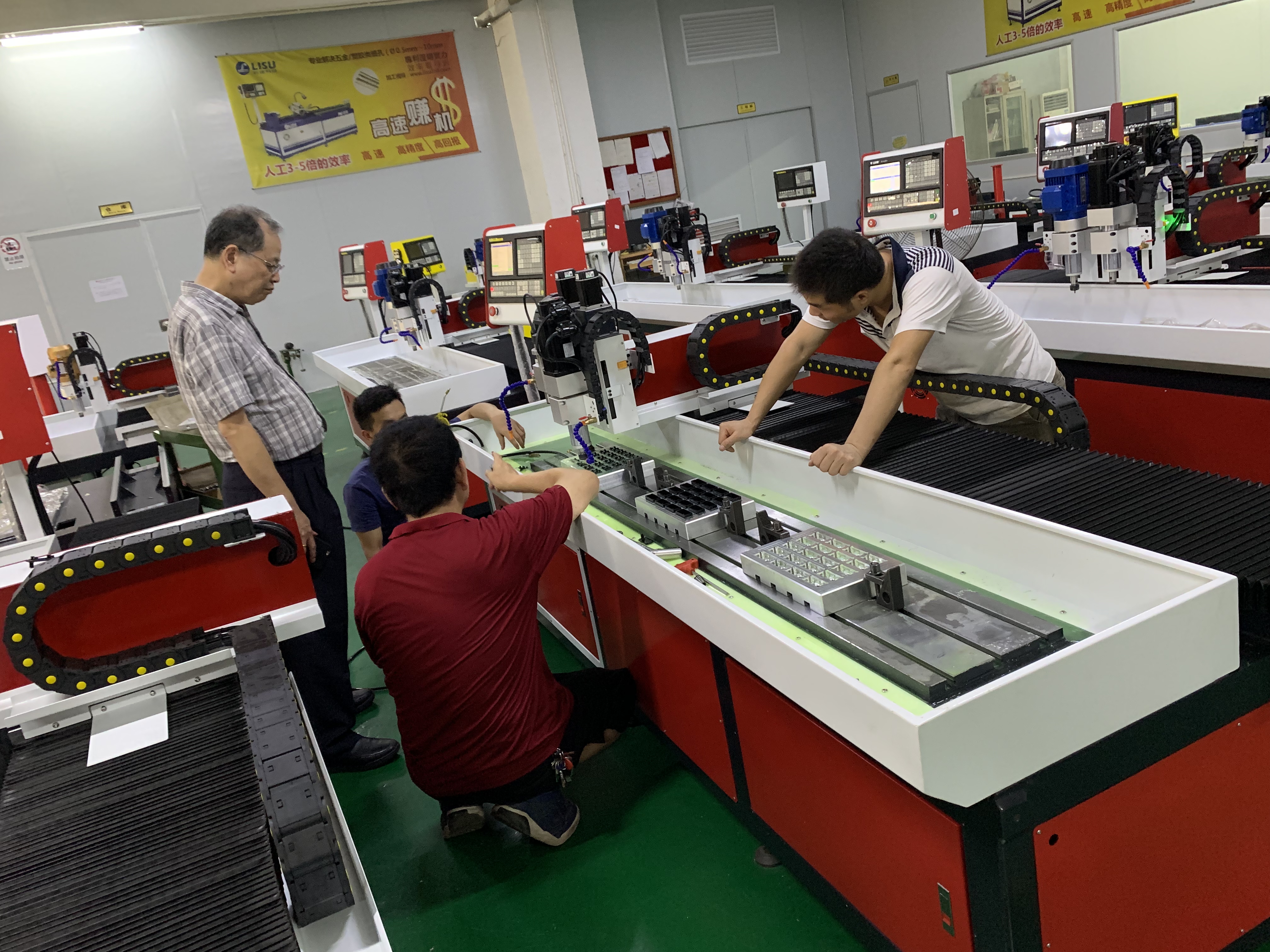 客戶到場(chǎng)試樣打樣(12)